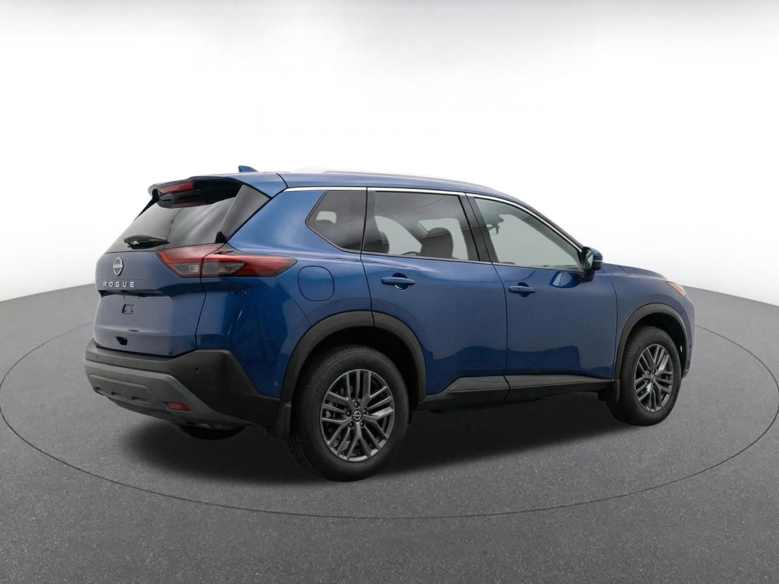 Thumbnail: 2026 Nissan Rogue - 9