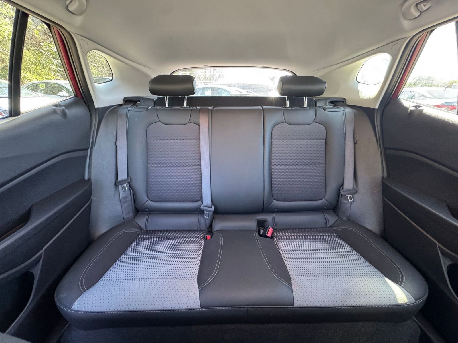 Thumbnail: 2025 Chevrolet Trax - 34