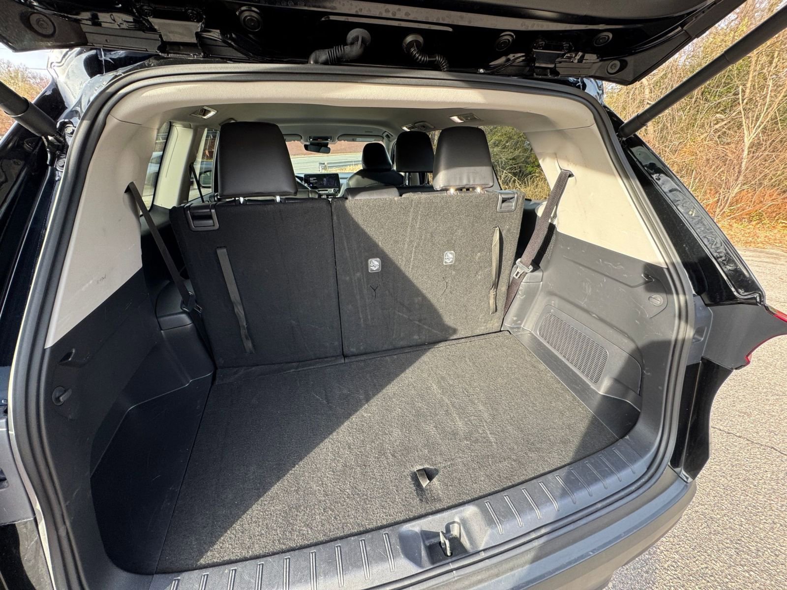 Thumbnail: 2025 Toyota Grand Highlander - 25