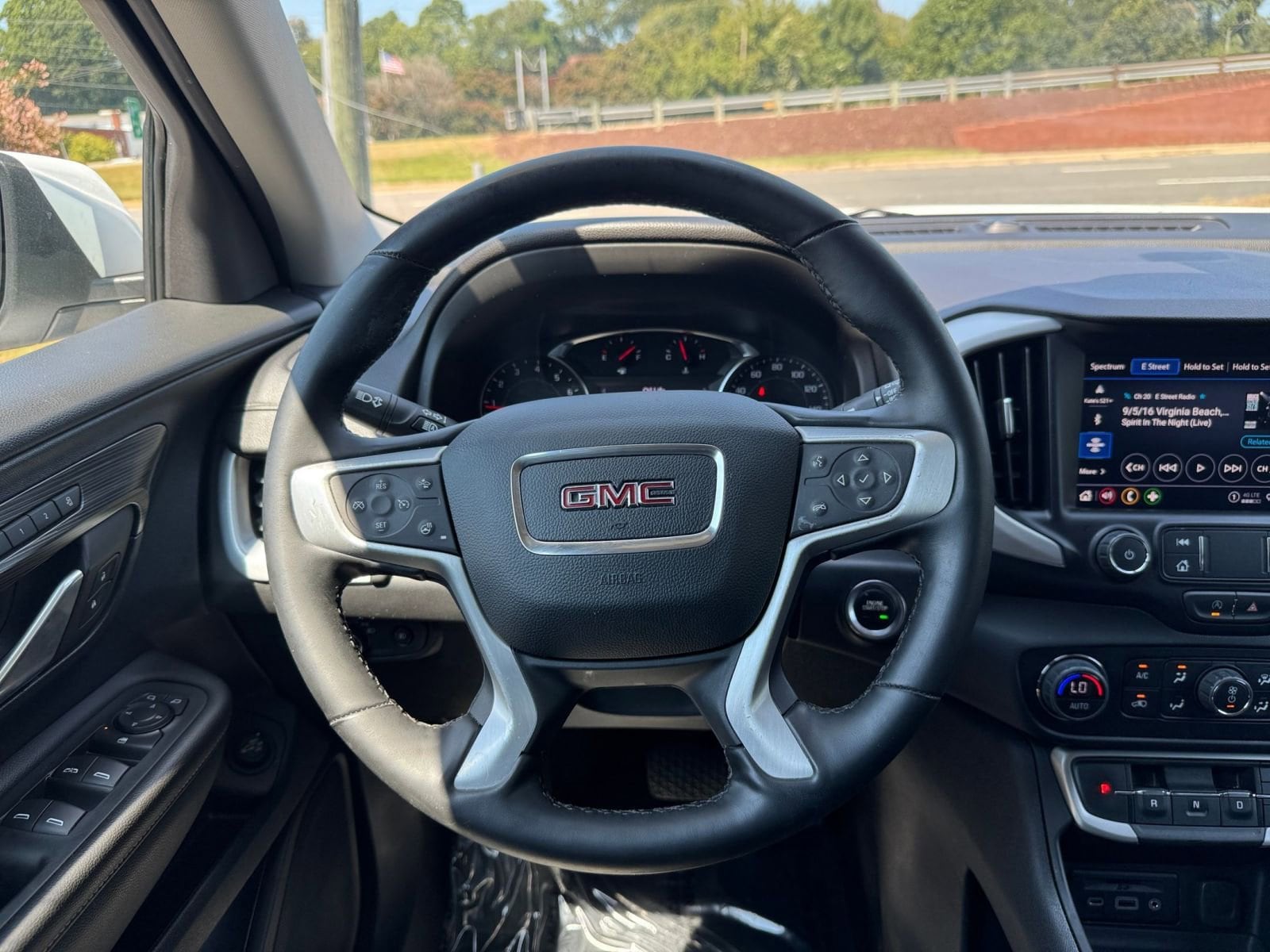 Thumbnail: 2023 GMC Terrain - 29