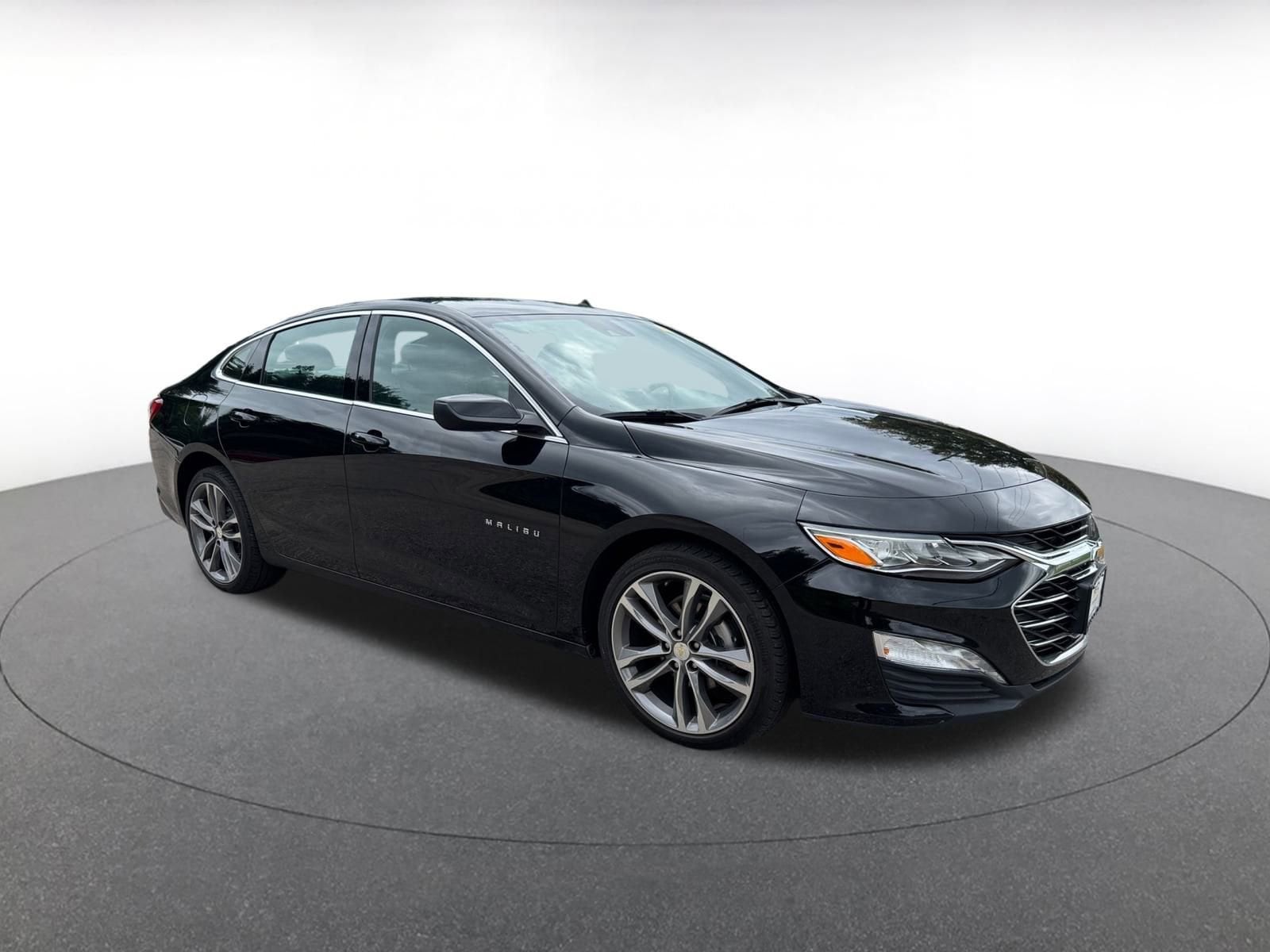 Thumbnail: 2024 Chevrolet Malibu - 1