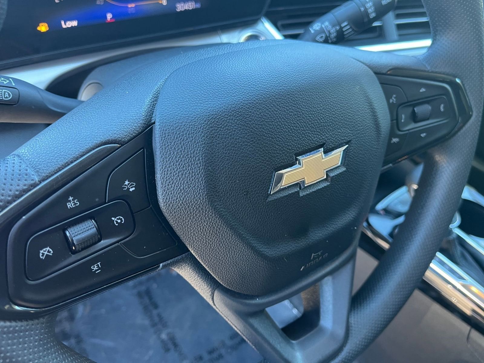 Thumbnail: 2025 Chevrolet Trax - 25