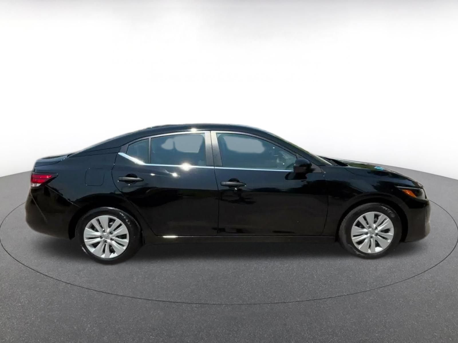 Thumbnail: 2025 Nissan Sentra - 13