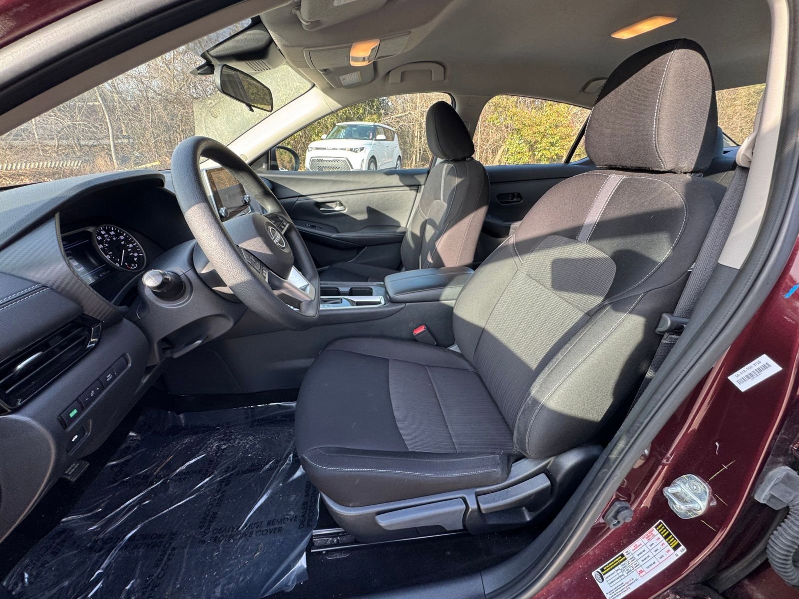 Thumbnail: 2024 Nissan Sentra - 32