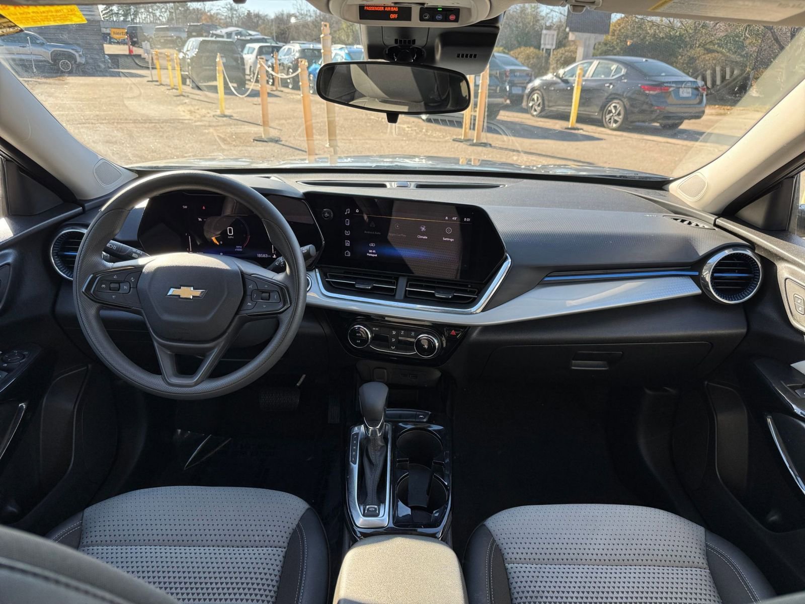 Thumbnail: 2025 Chevrolet Trax - 28