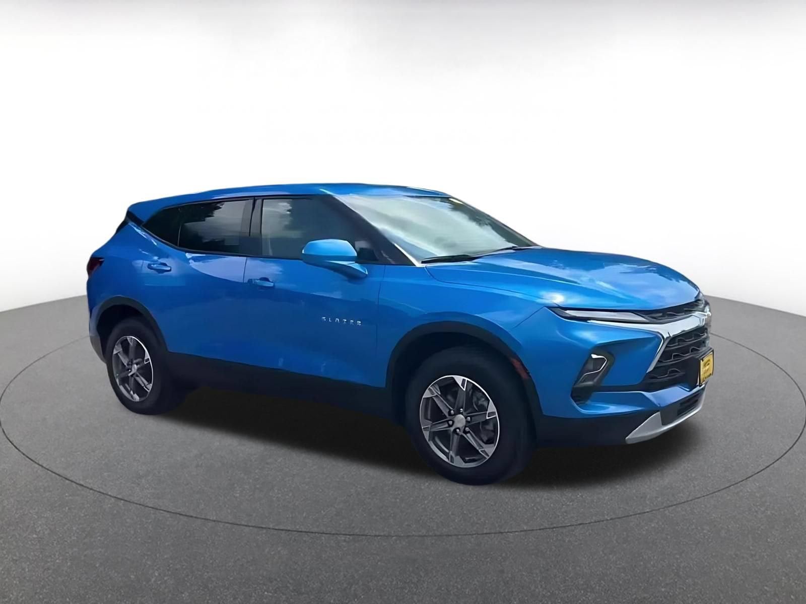 Thumbnail: 2026 Chevrolet Blazer - 2