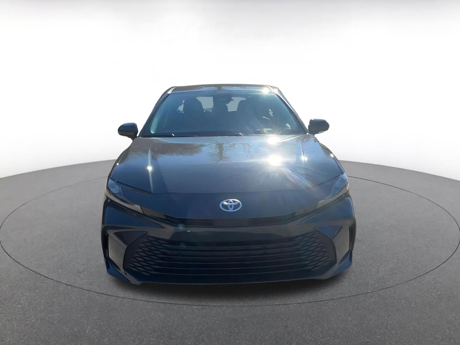 Thumbnail: 2025 Toyota Camry - 4