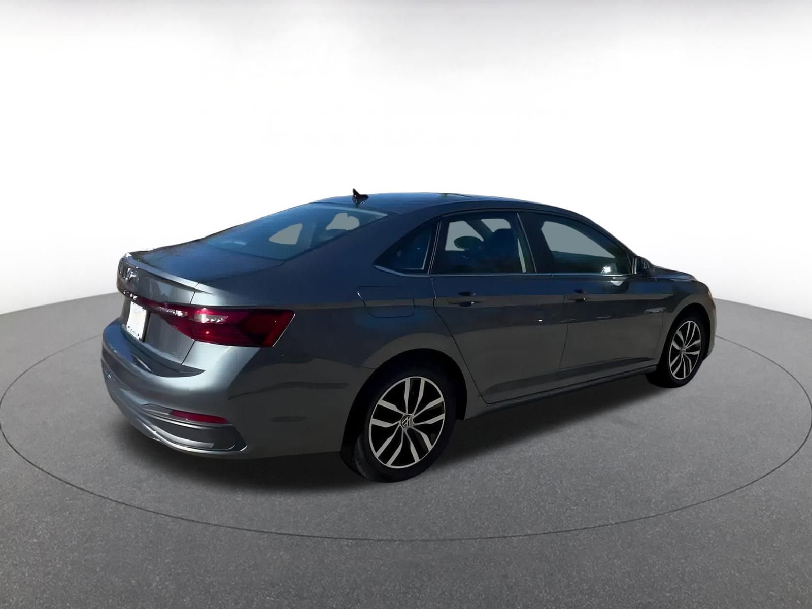 Thumbnail: 2025 Volkswagen Jetta - 15