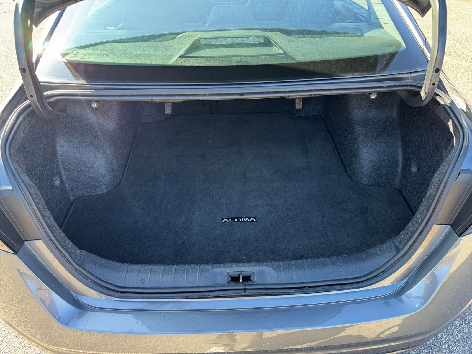 Thumbnail: 2025 Nissan Altima - 25