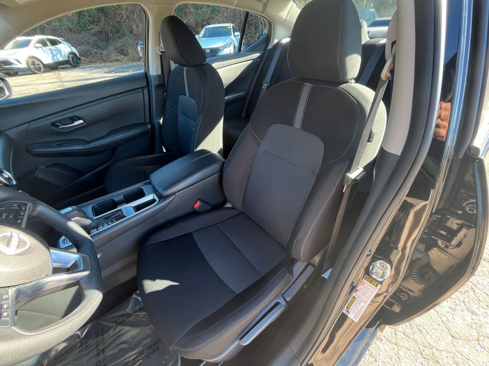 Thumbnail: 2025 Nissan Sentra - 31