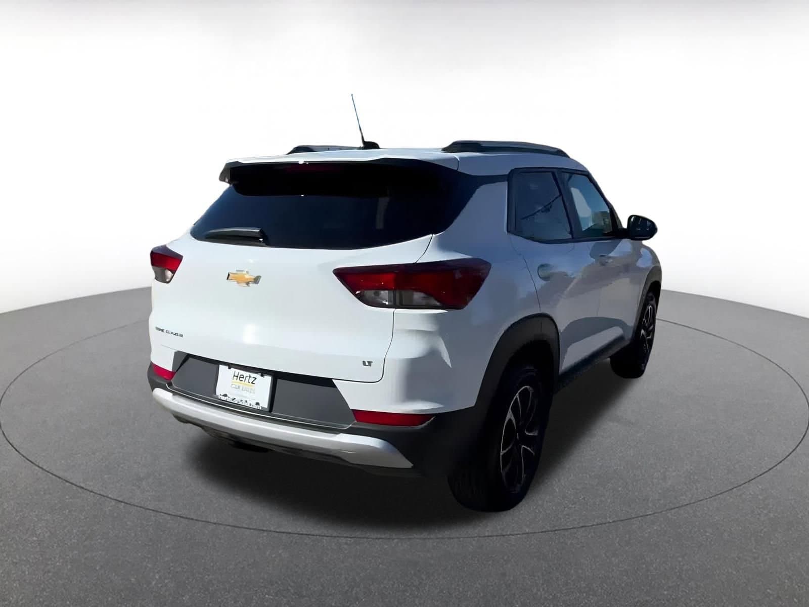 Thumbnail: 2025 Chevrolet TrailBlazer - 10