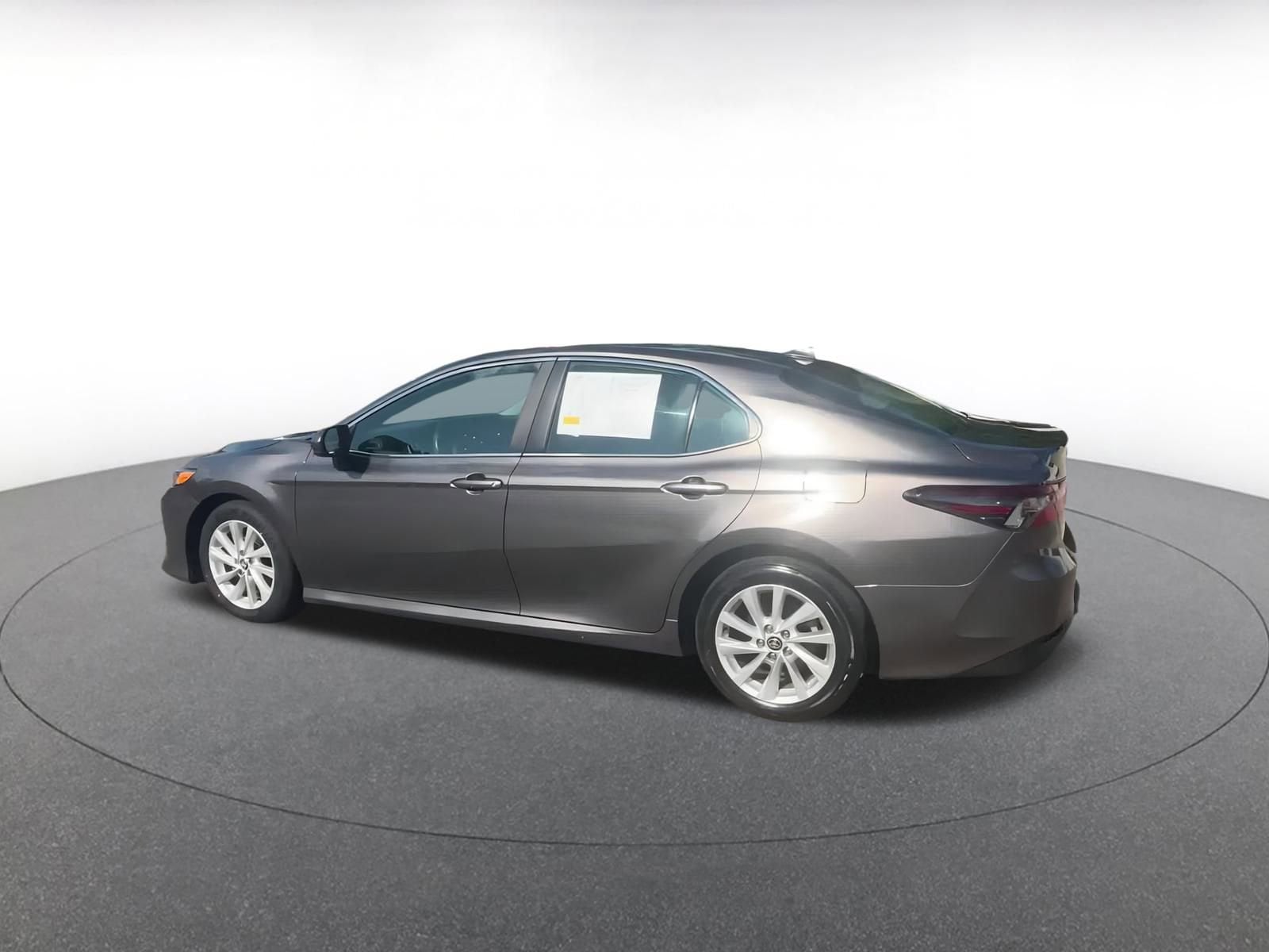 Thumbnail: 2024 Toyota Camry - 10