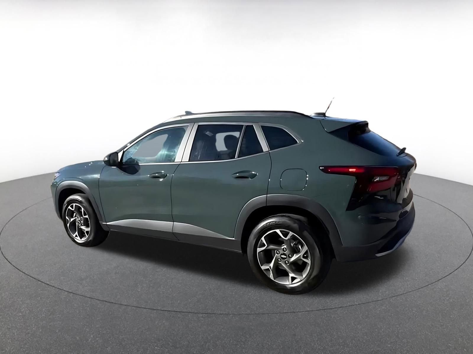 Thumbnail: 2025 Chevrolet Trax - 10