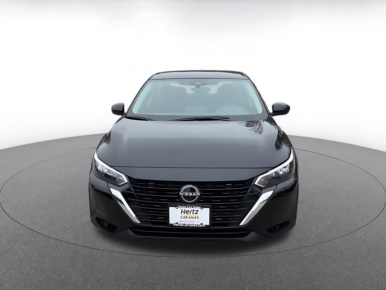 Thumbnail: 2025 Nissan Sentra - 4