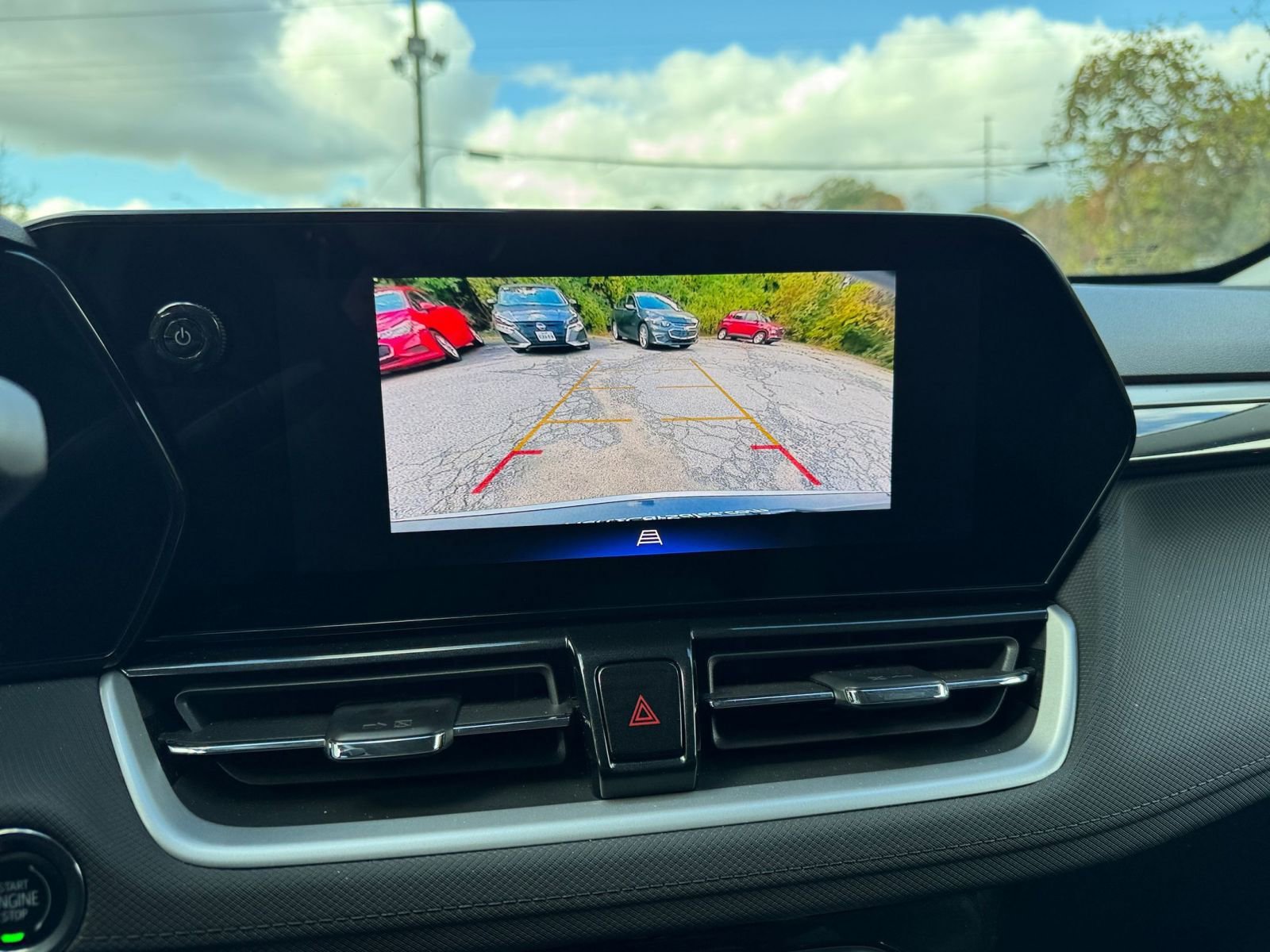 Thumbnail: 2025 Chevrolet TrailBlazer - 17