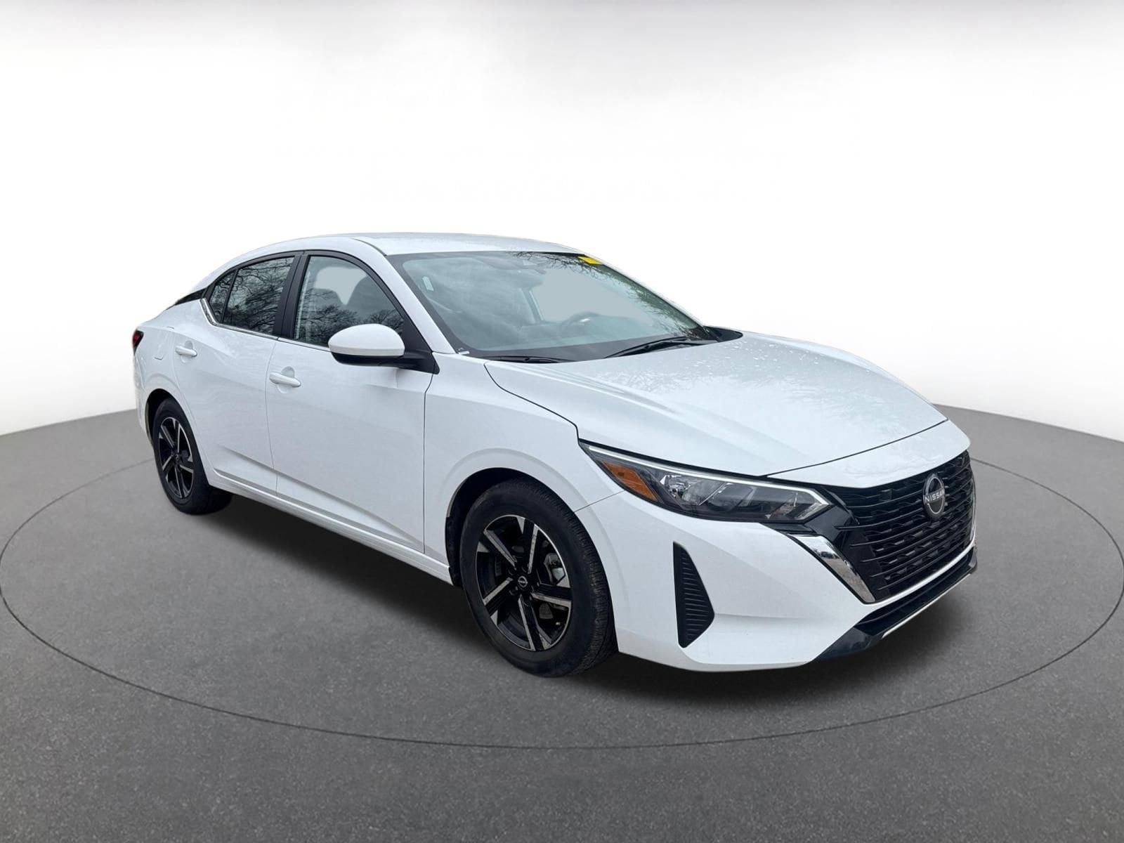 Thumbnail: 2025 Nissan Sentra - 1