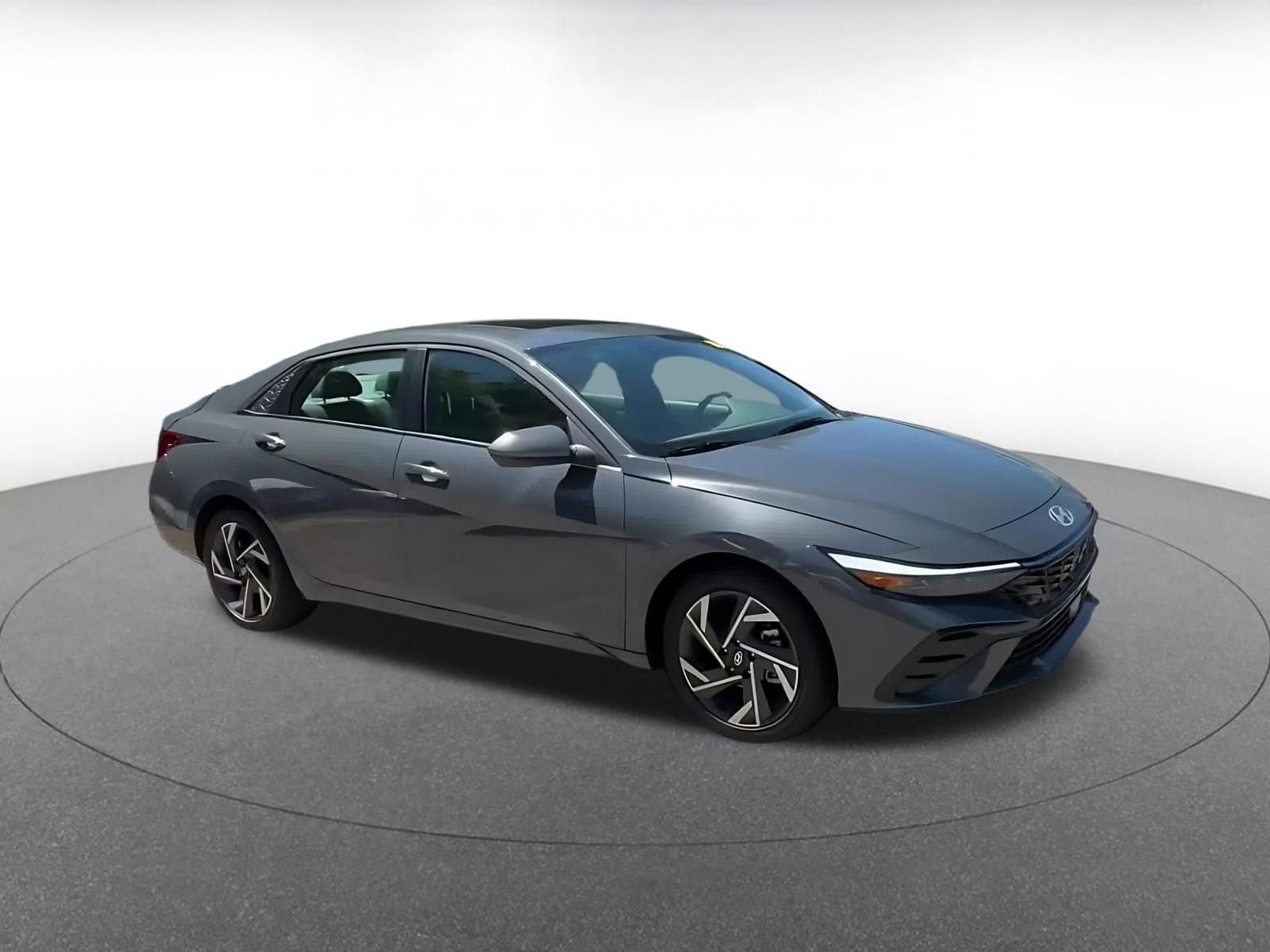 Thumbnail: 2025 Hyundai Elantra - 2