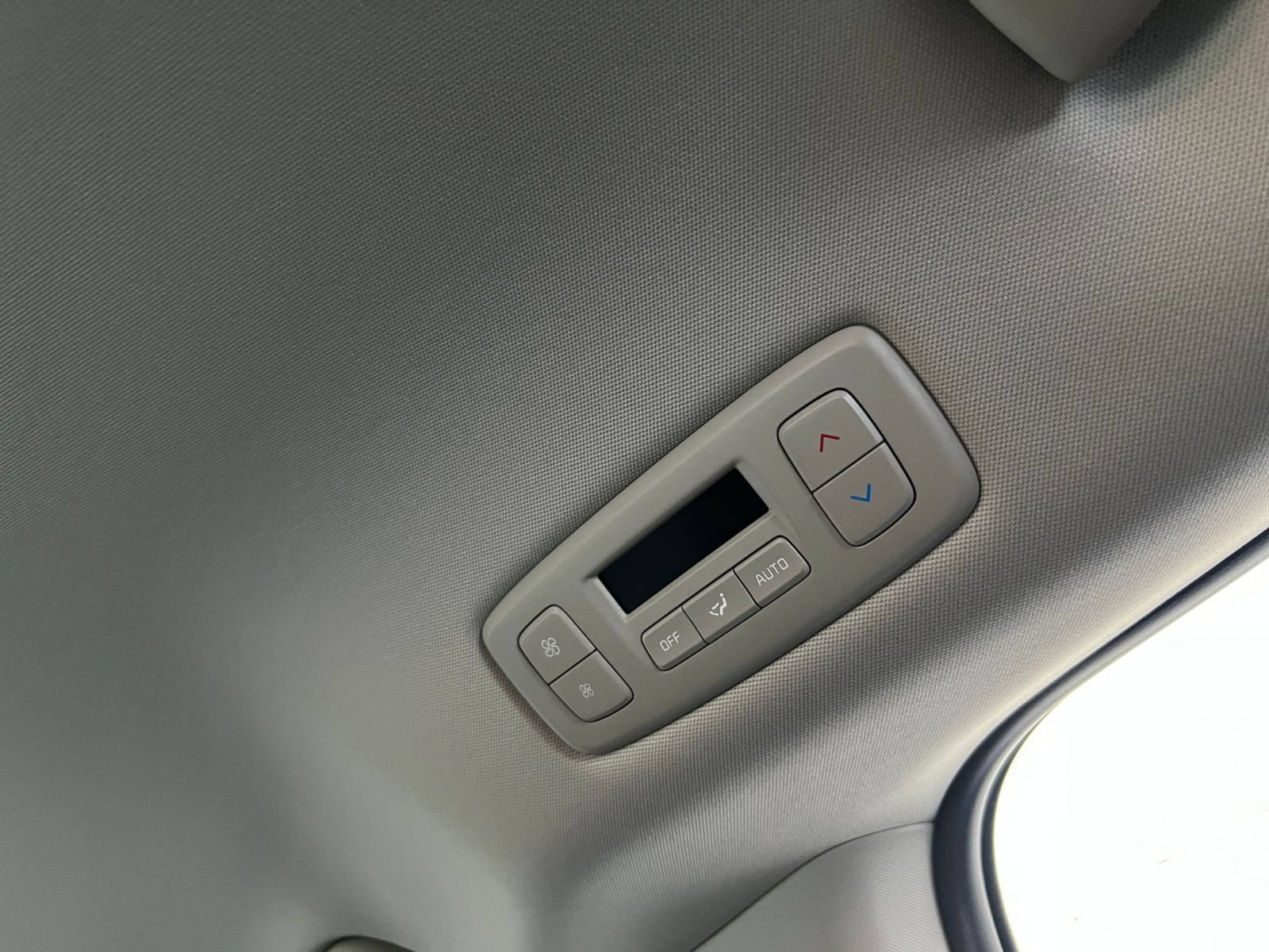 Thumbnail: 2026 Kia Carnival - 23