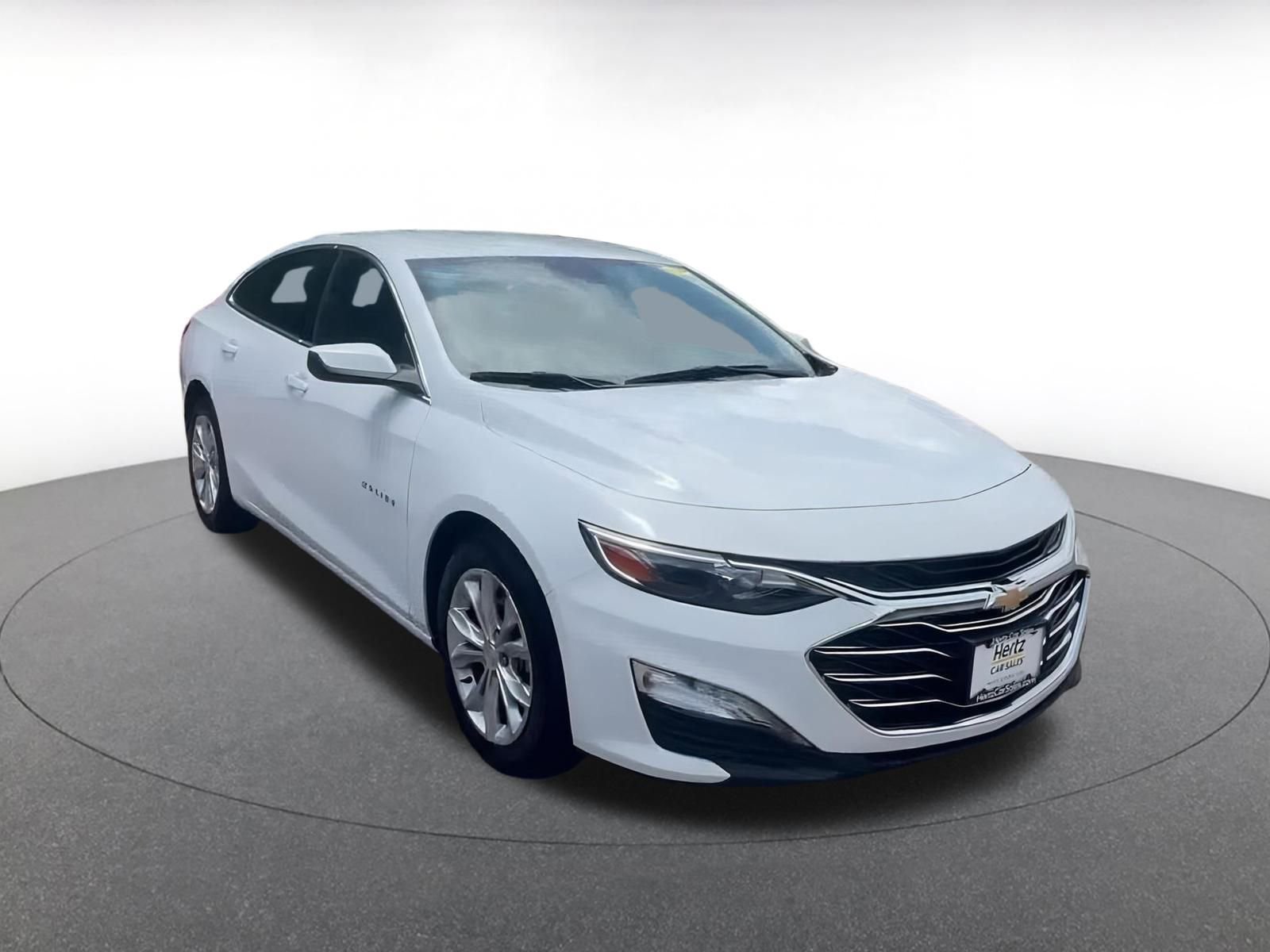 Thumbnail: 2024 Chevrolet Malibu - 3