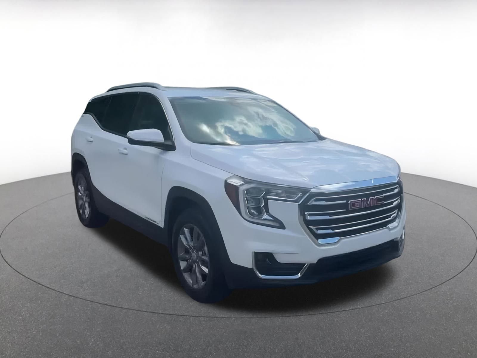 Thumbnail: 2024 GMC Terrain - 3