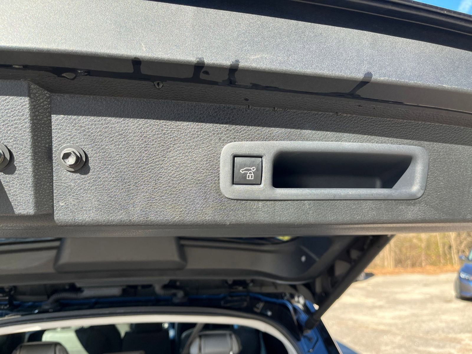 Thumbnail: 2025 Toyota Sienna - 22