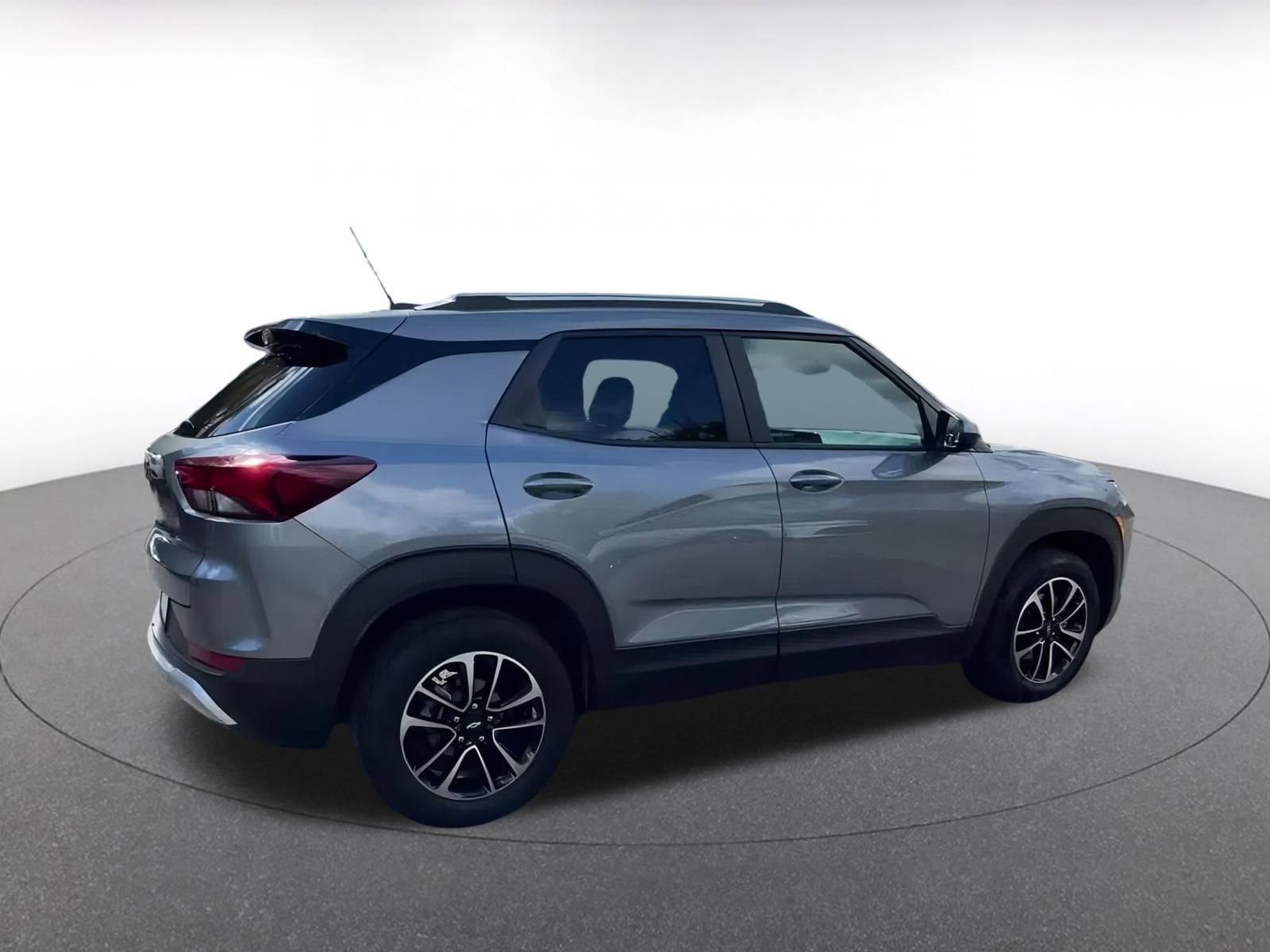 Thumbnail: 2025 Chevrolet TrailBlazer - 15