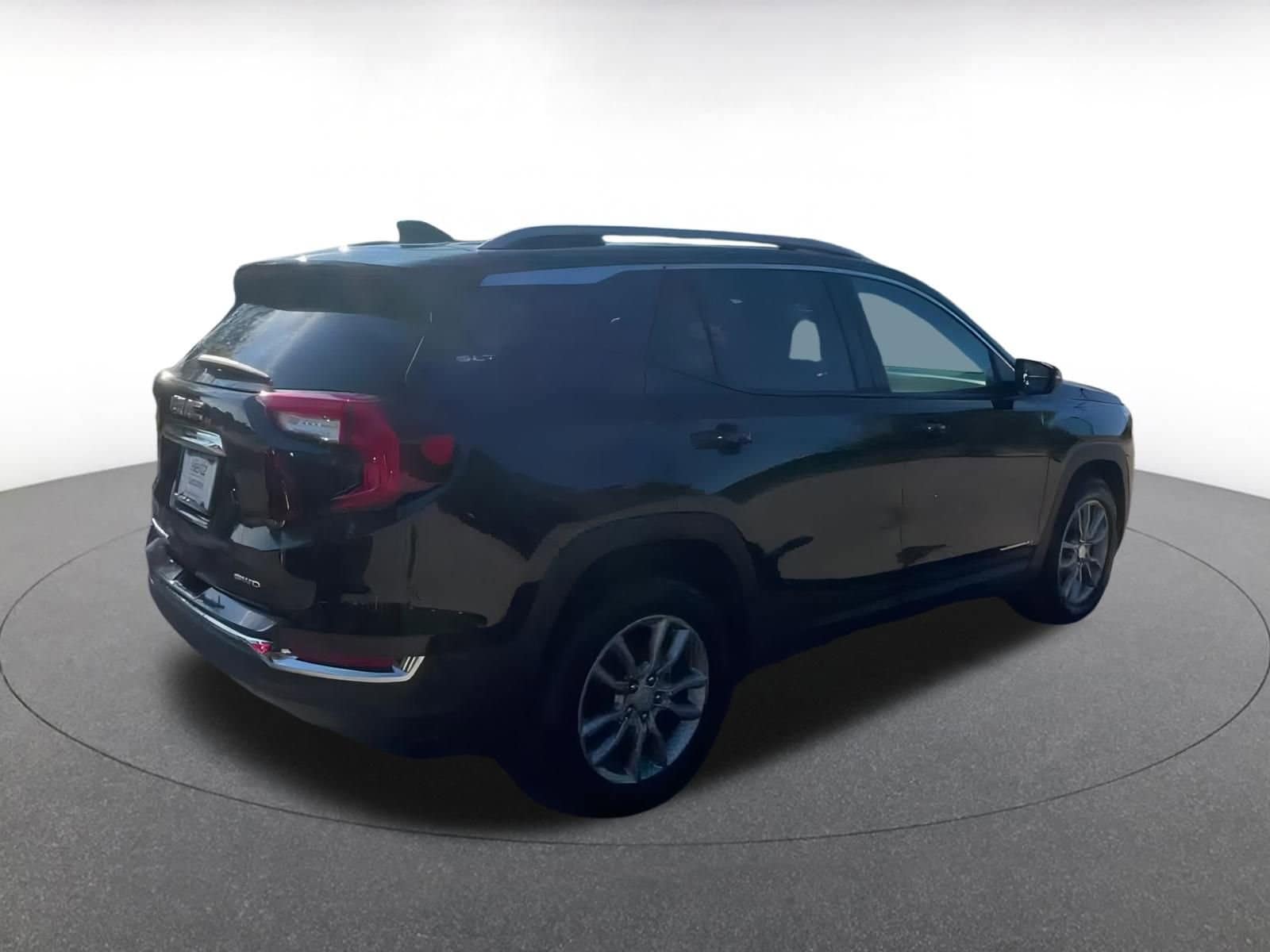 Thumbnail: 2024 GMC Terrain - 14