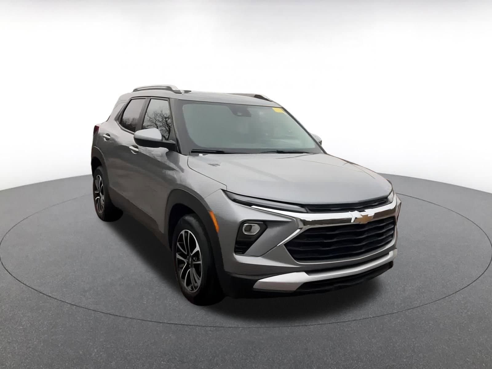 Thumbnail: 2025 Chevrolet TrailBlazer - 3