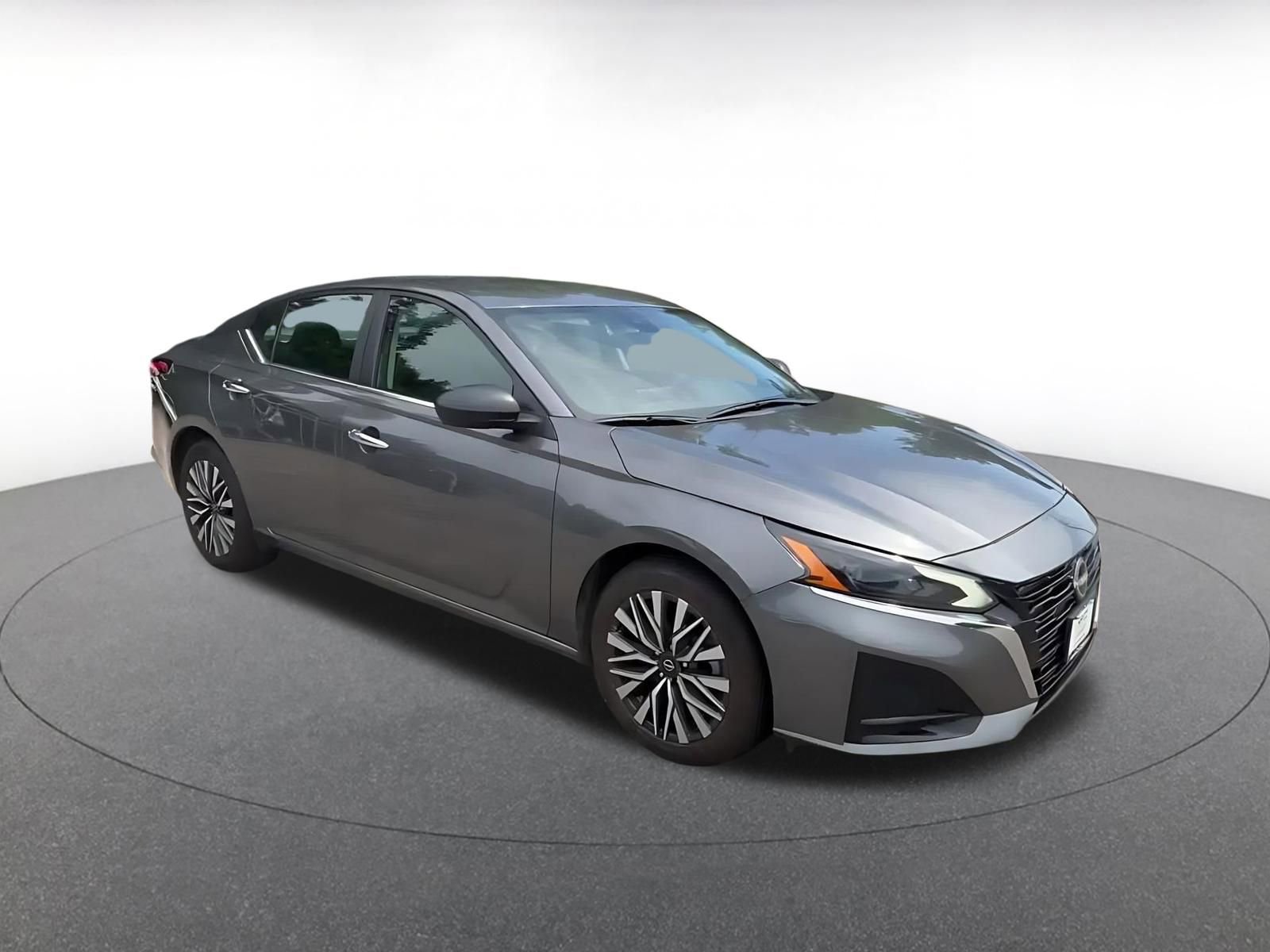 Thumbnail: 2025 Nissan Altima - 2