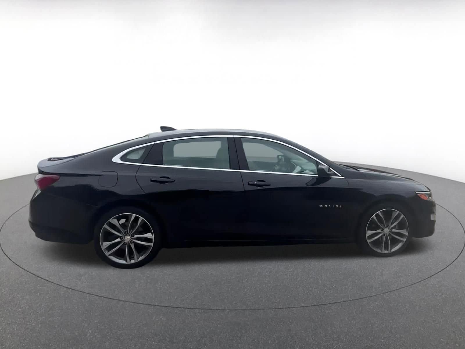 Thumbnail: 2024 Chevrolet Malibu - 14