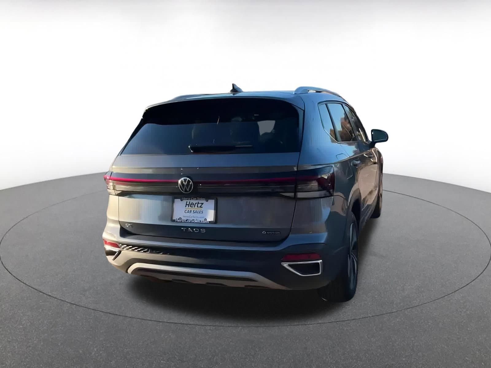 Thumbnail: 2025 Volkswagen Taos - 12