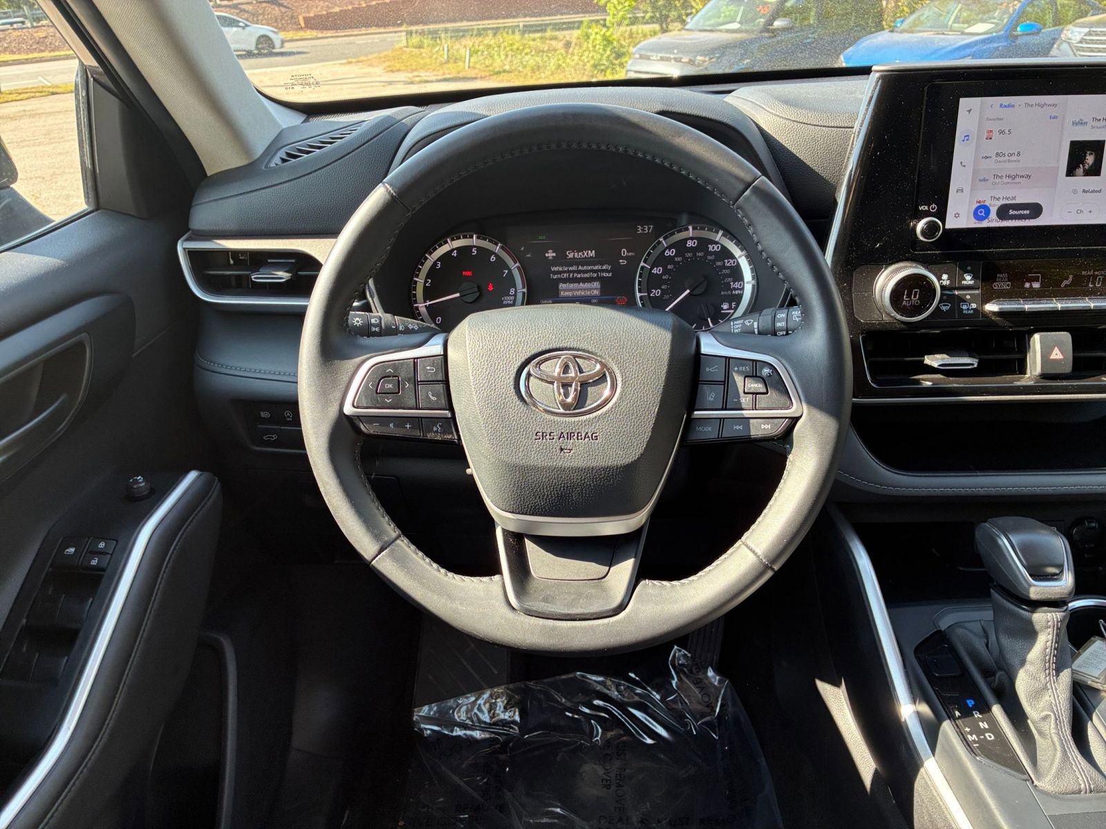 Thumbnail: 2025 Toyota Highlander - 35