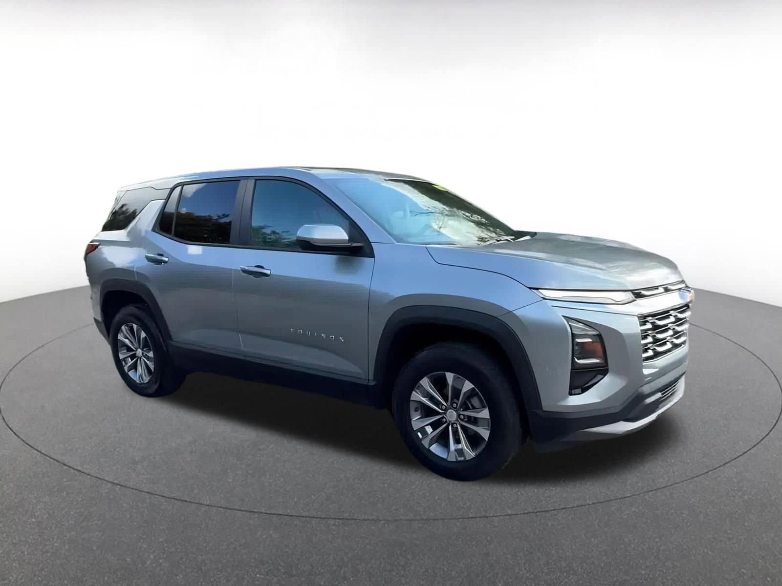 Thumbnail: 2025 Chevrolet Equinox - 2