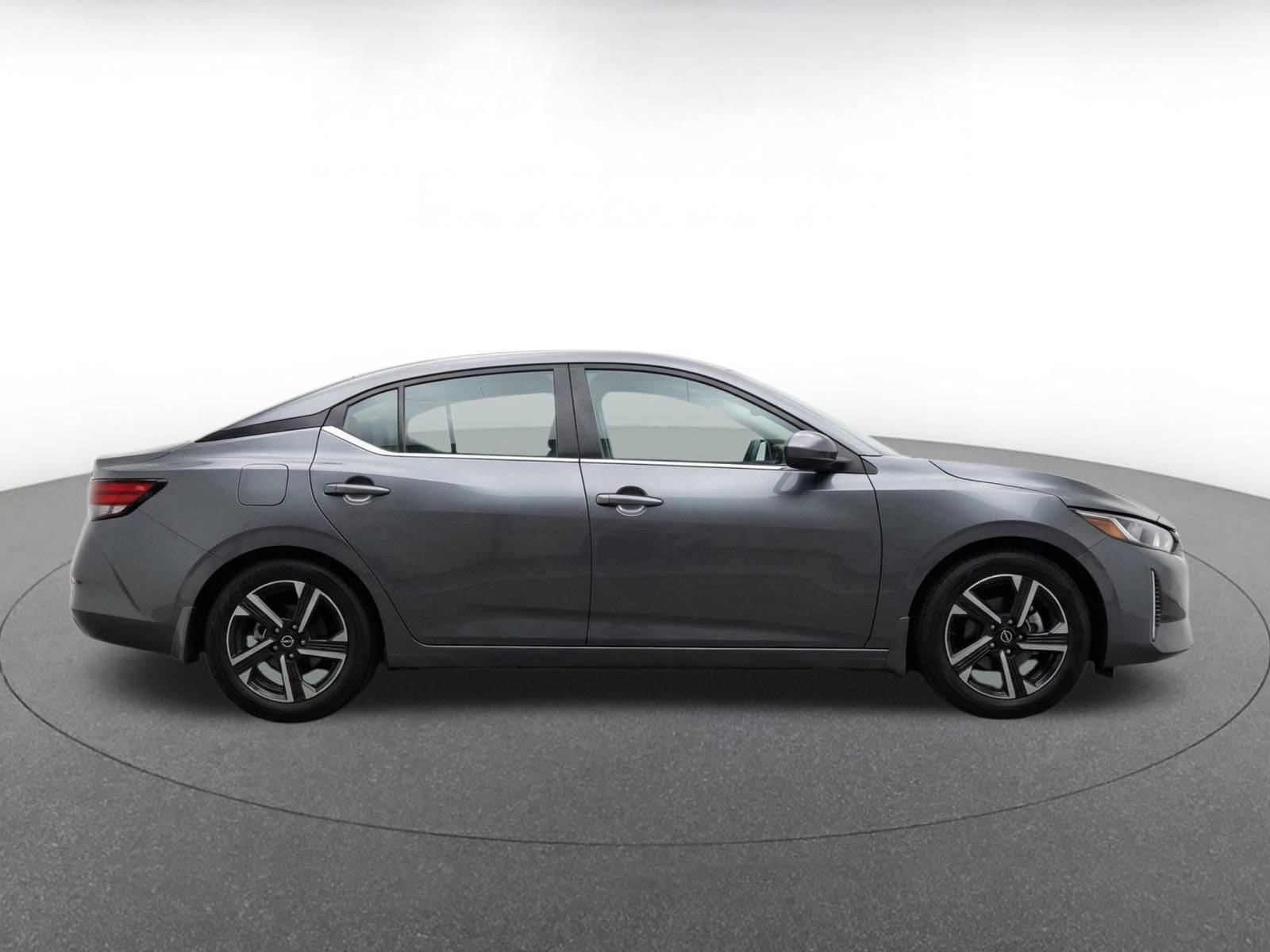 Thumbnail: 2025 Nissan Sentra - 10