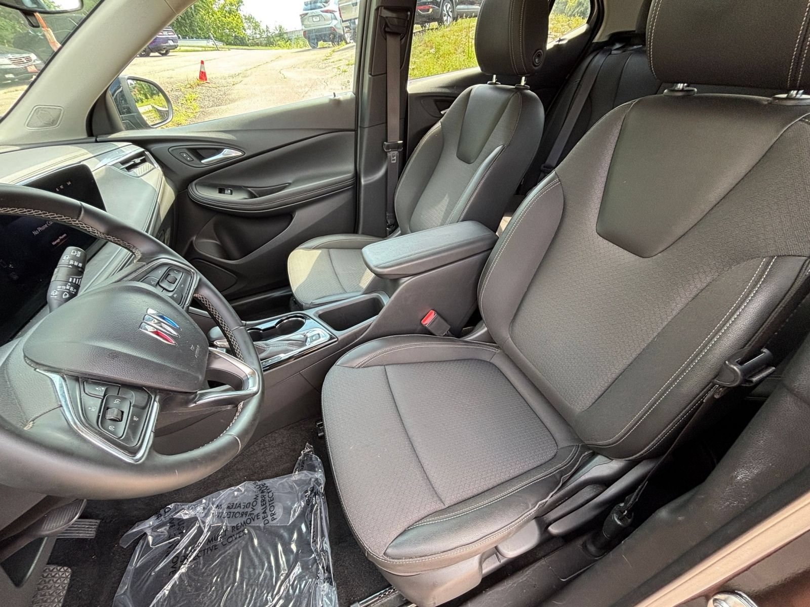 Thumbnail: 2025 Buick Encore GX - 33