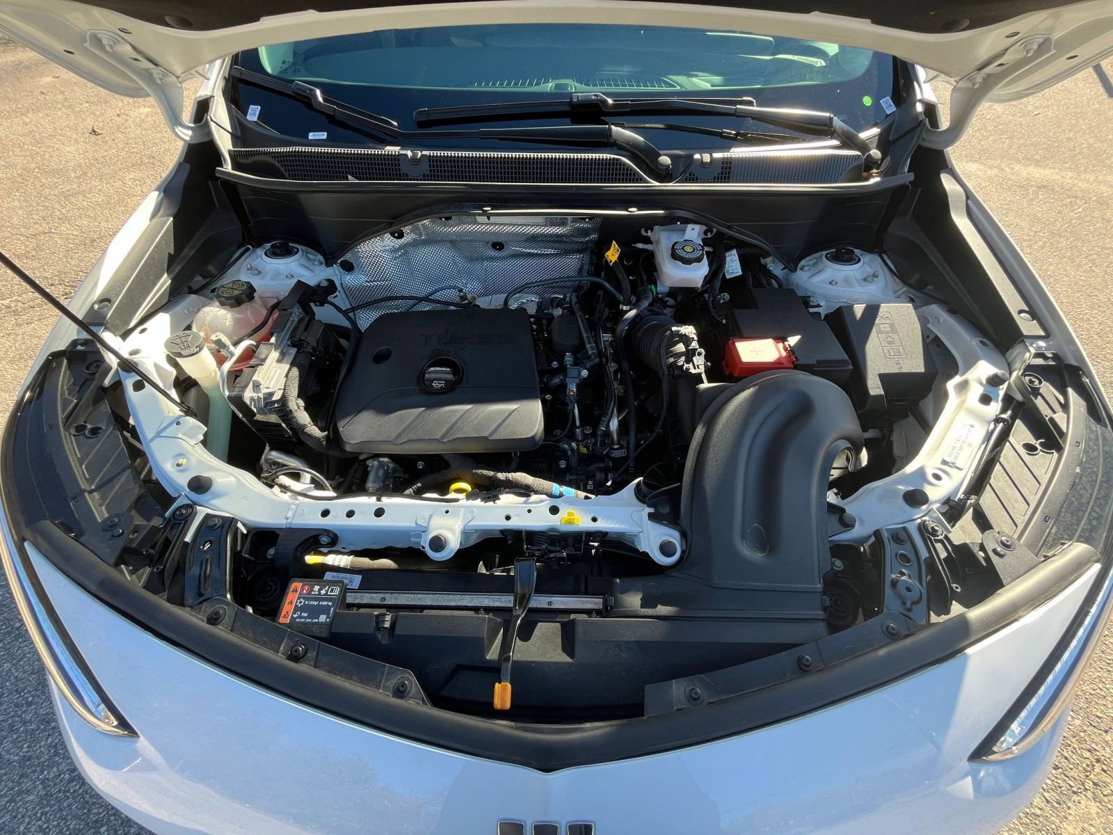 Thumbnail: 2025 Buick Encore GX - 27