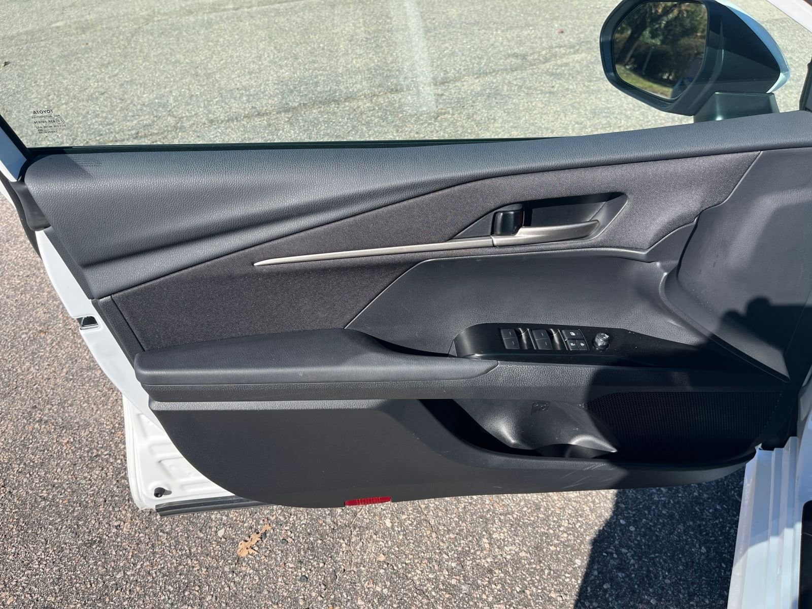 Thumbnail: 2025 Toyota Camry - 18