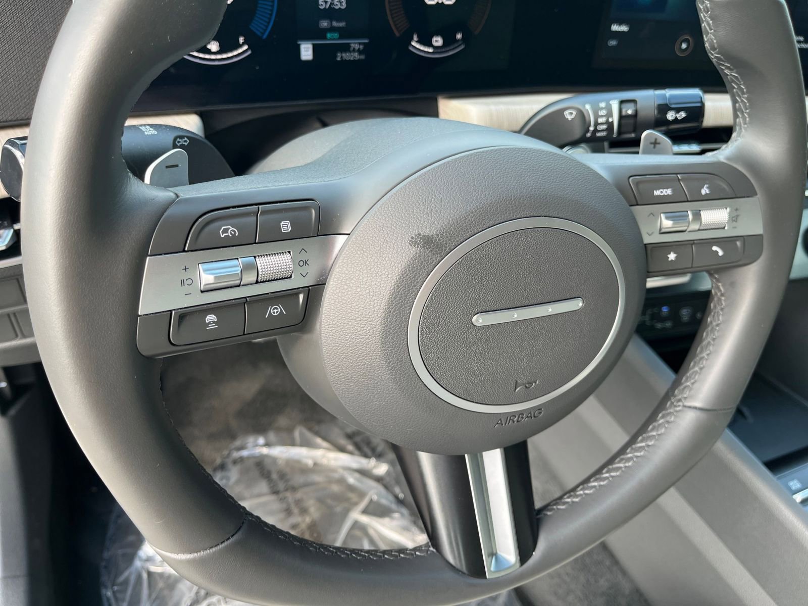 Thumbnail: 2025 Hyundai Sonata - 25