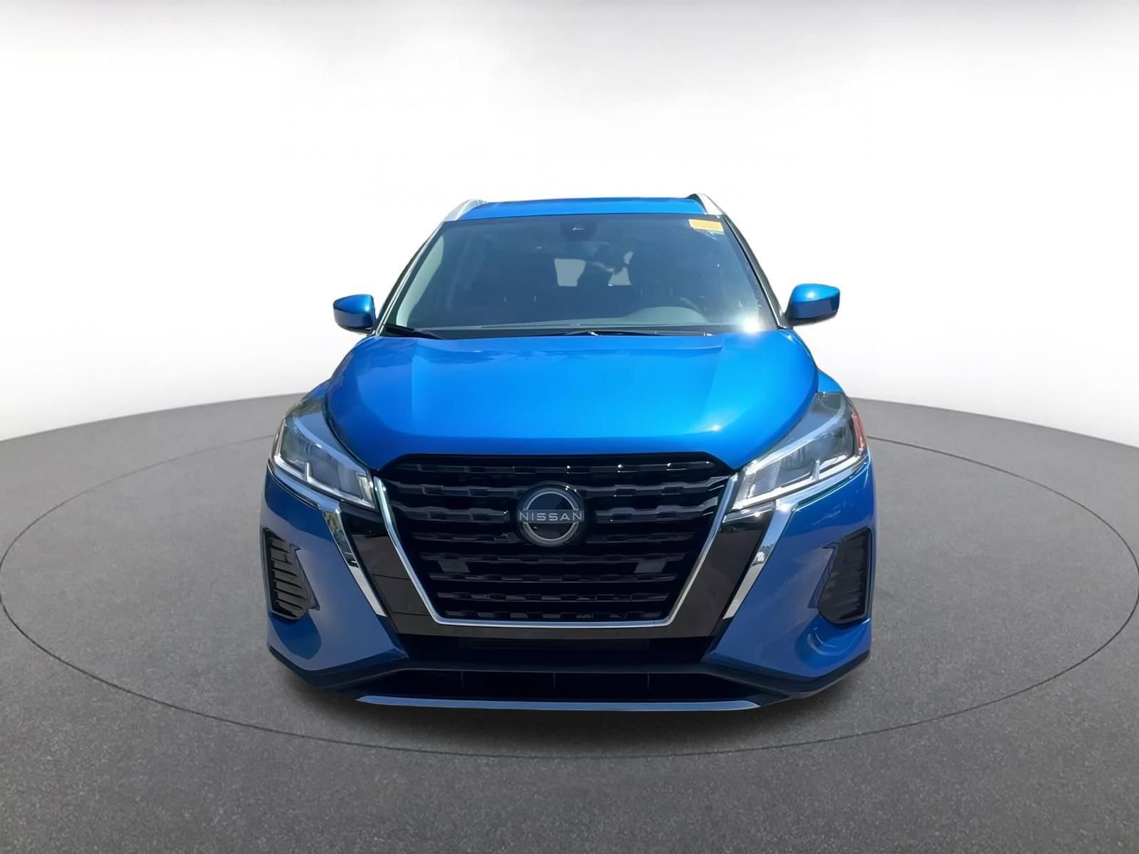 Thumbnail: 2024 Nissan Kicks - 4