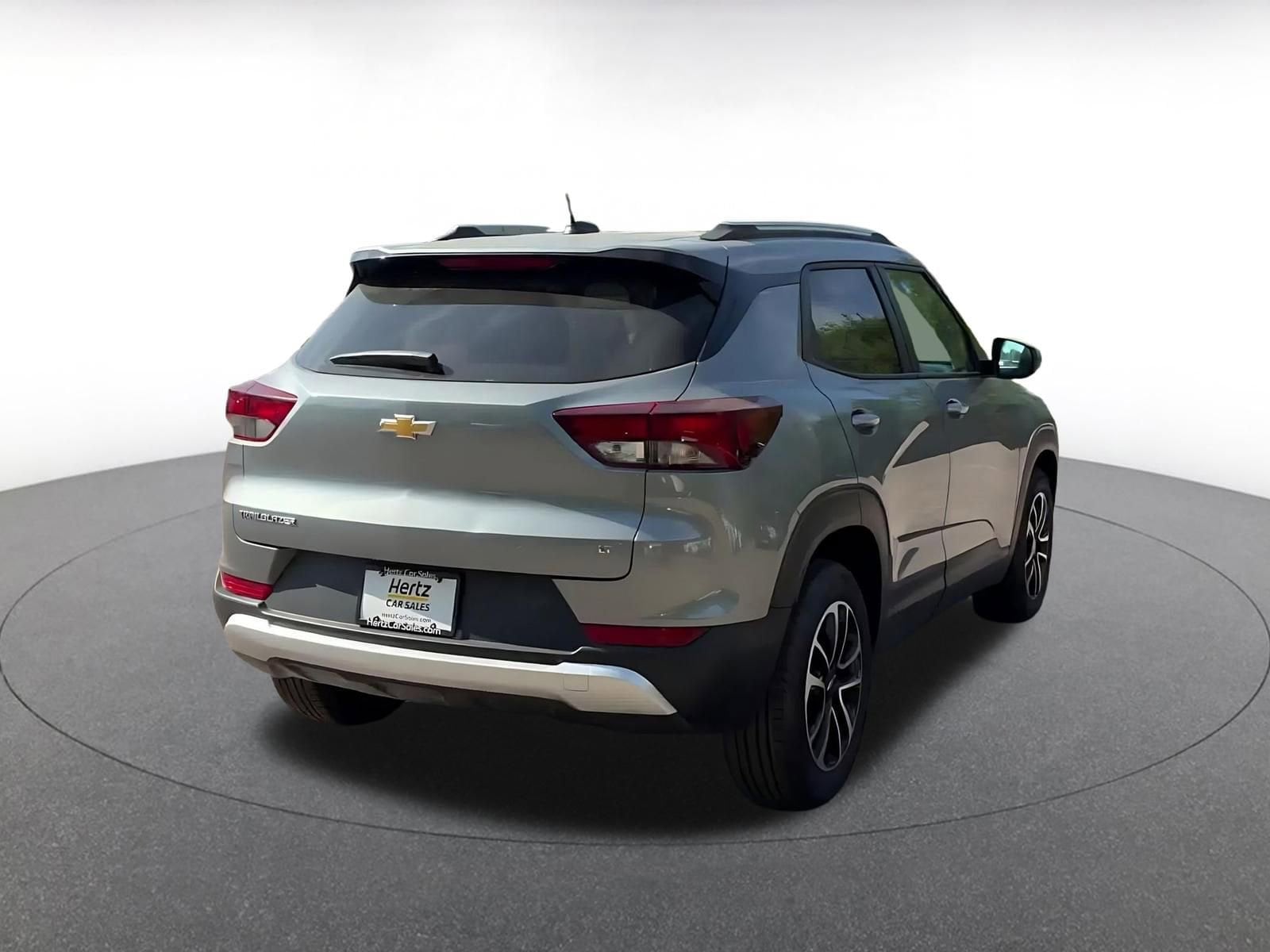 Thumbnail: 2025 Chevrolet TrailBlazer - 14