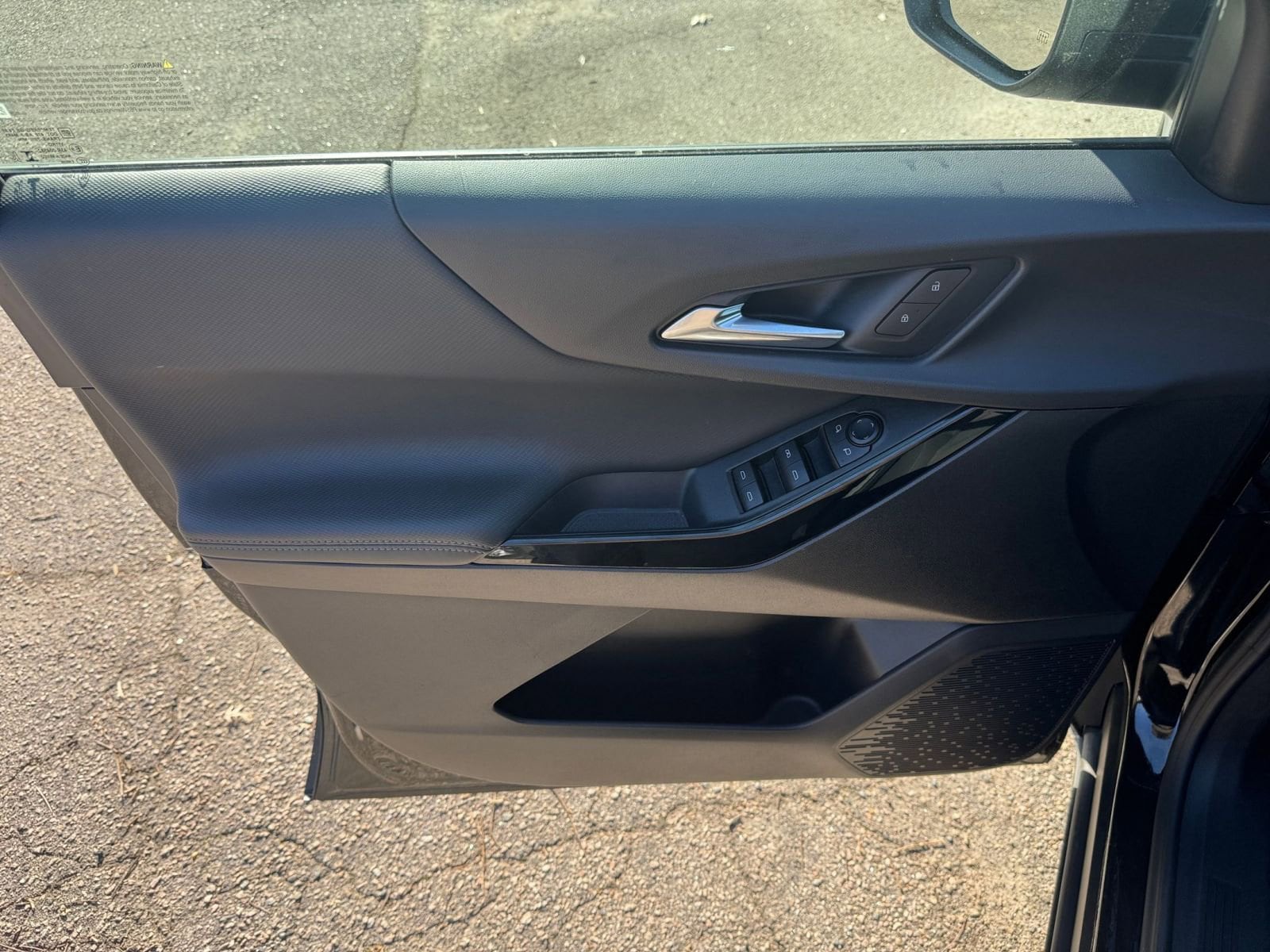 Thumbnail: 2025 Chevrolet Equinox - 18