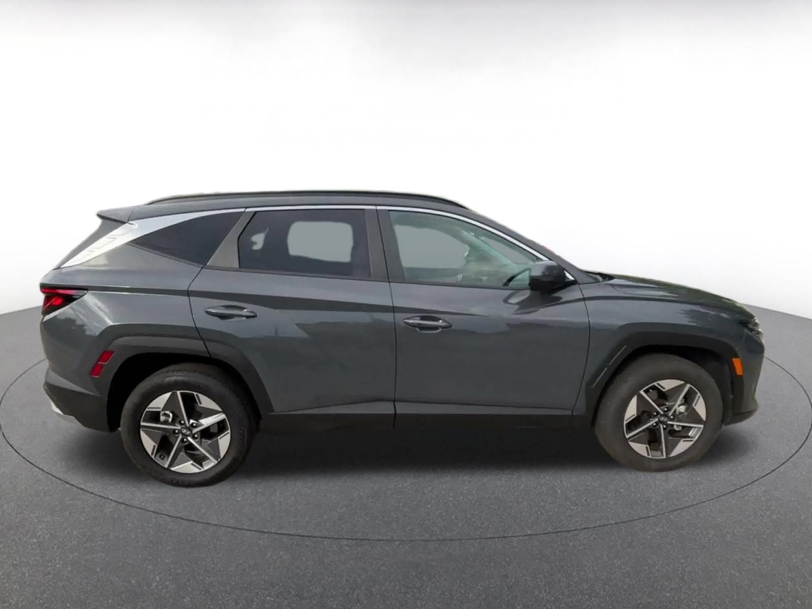 Thumbnail: 2026 Hyundai Tucson - 15