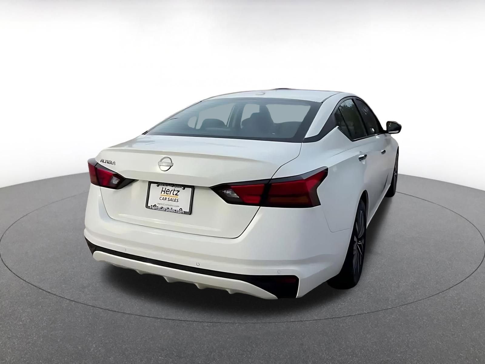 Thumbnail: 2025 Nissan Altima - 14