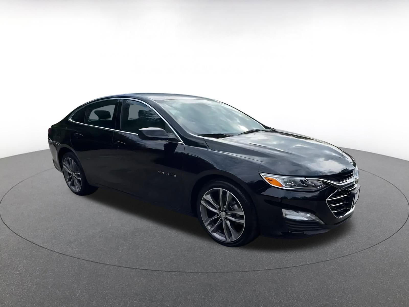 Thumbnail: 2024 Chevrolet Malibu - 2