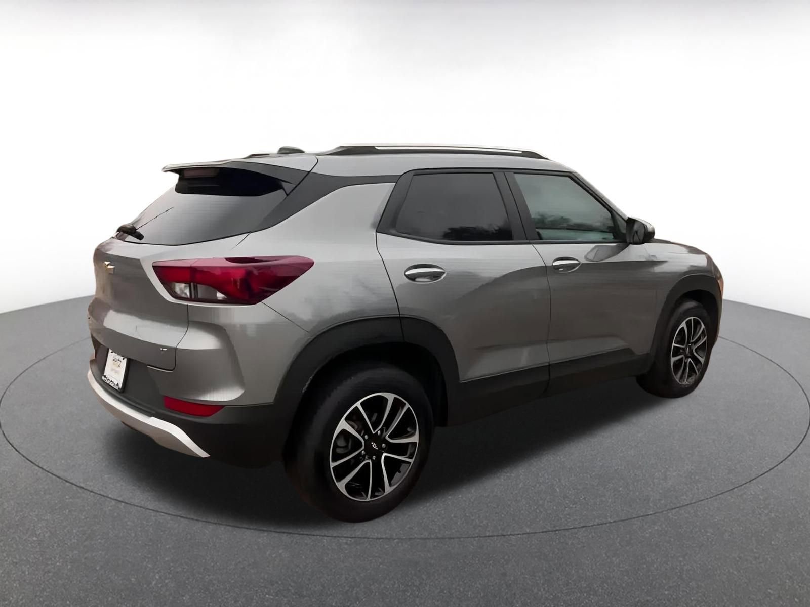 Thumbnail: 2025 Chevrolet TrailBlazer - 15