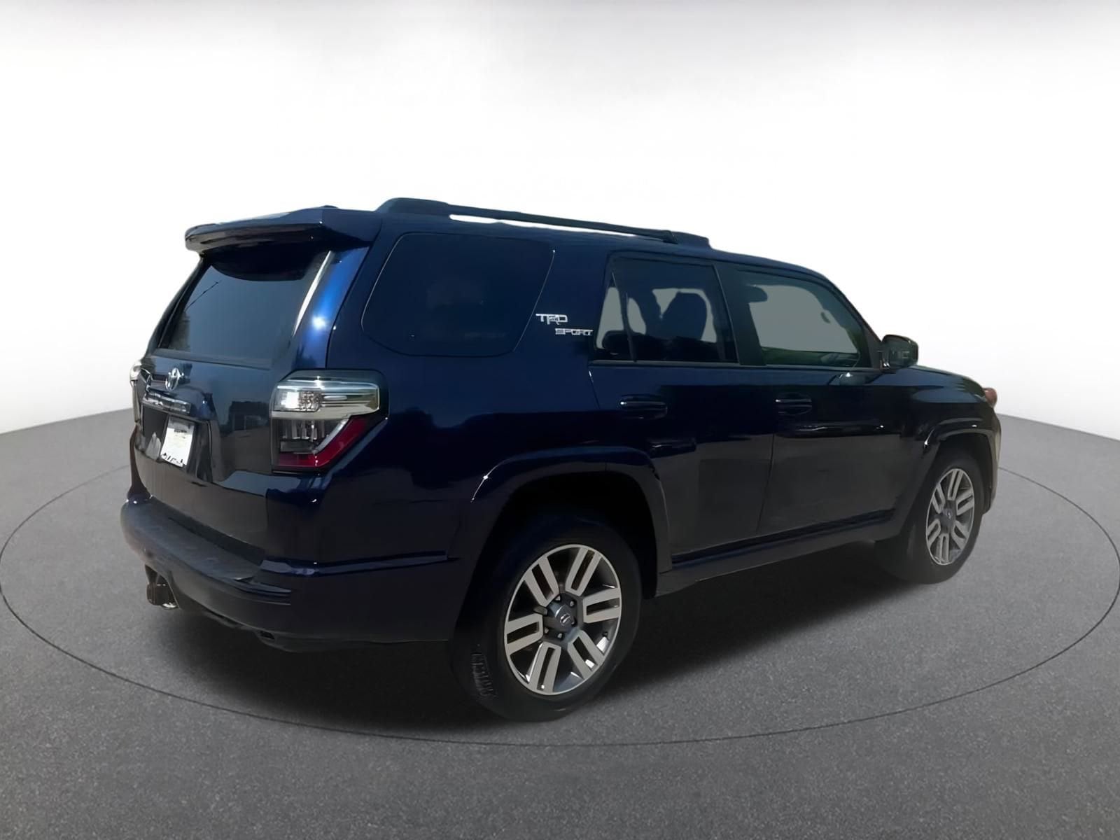 Thumbnail: 2024 Toyota 4Runner - 15