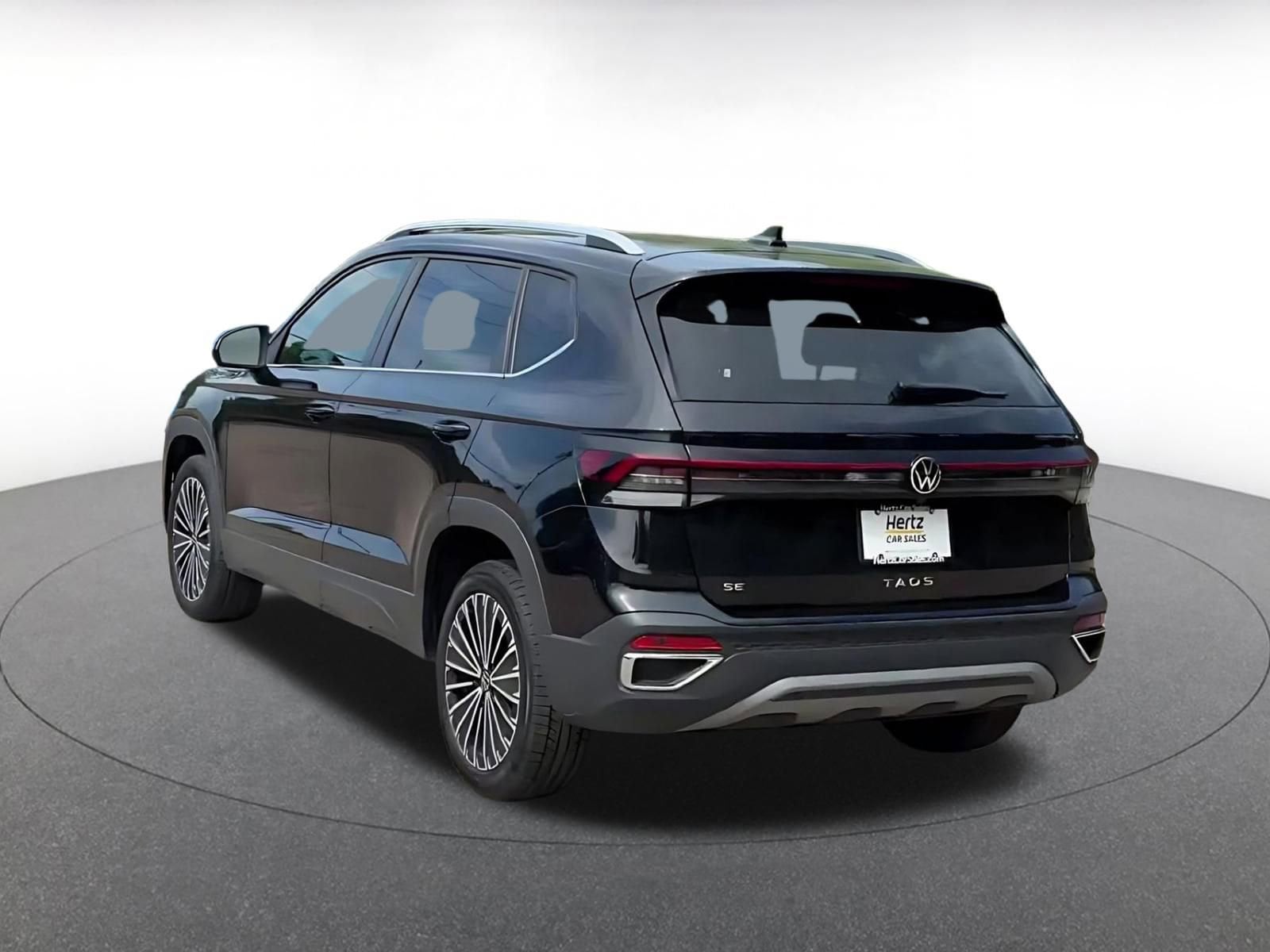 Thumbnail: 2025 Volkswagen Taos - 11