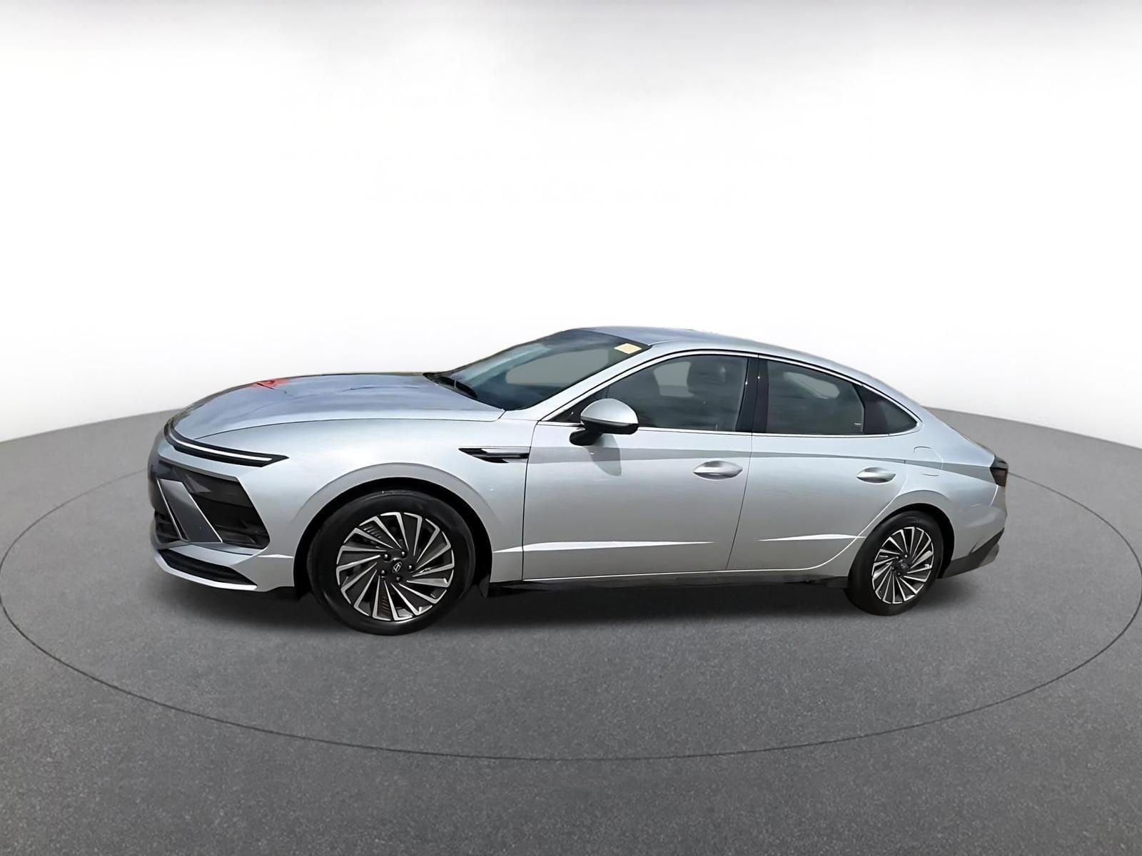 Thumbnail: 2025 Hyundai Sonata - 10