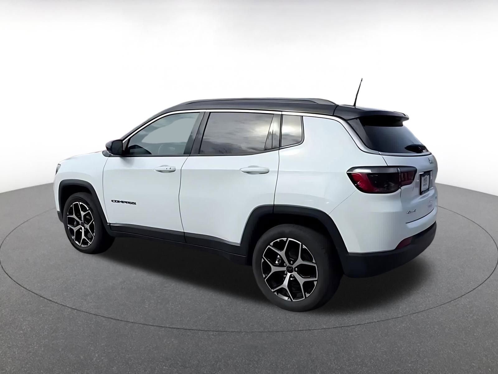 Thumbnail: 2025 Jeep Compass - 10