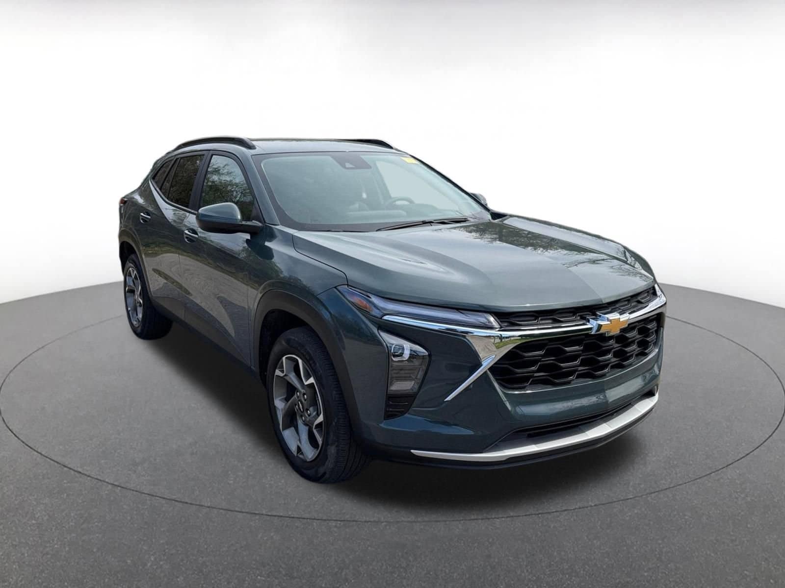 Thumbnail: 2025 Chevrolet Trax - 1